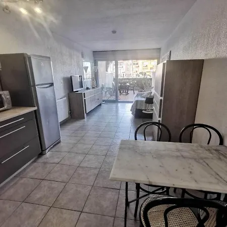 032 Ambassade Du Soleil 306 דירה
